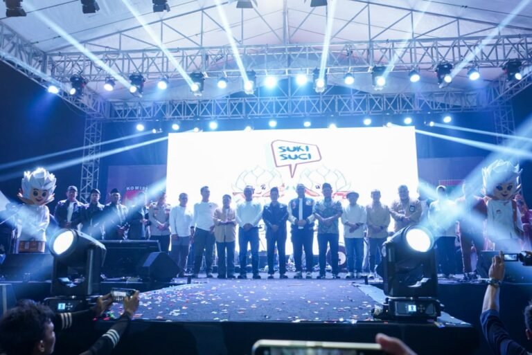 Disambut Meriah, Helldy Resmikan Maskot dan Jingle Pilkada Cilegon 2024