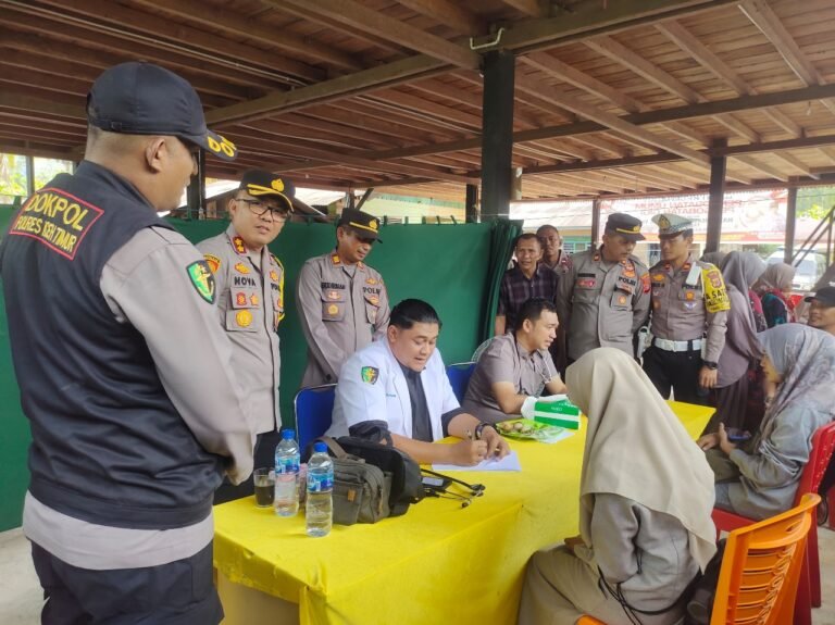 Hari Bhayangkara ke-78, Polres Aceh Timur Gelar Kegiatan Bakti Kesehatan bagi Warga Pedalaman