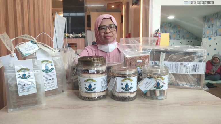 Gipang Ketan Entik Atiqoh, Kelezatan Tradisional Cilegon yang Mendunia
