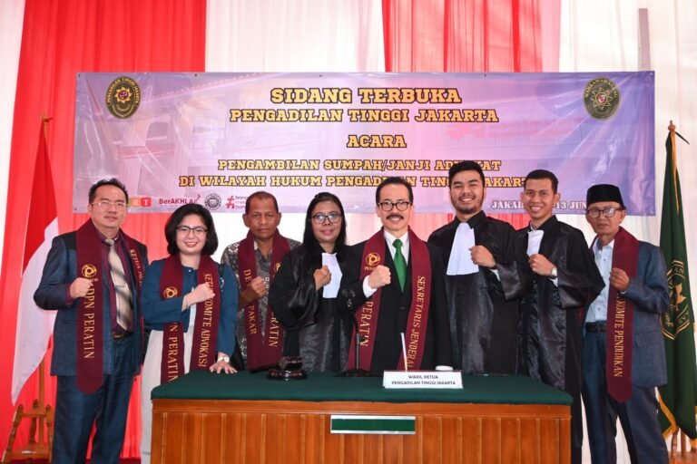 Pengambilan Sumpah Advokat PERATIN di Berbagai Pengadilan Tinggi Terus Bergulir