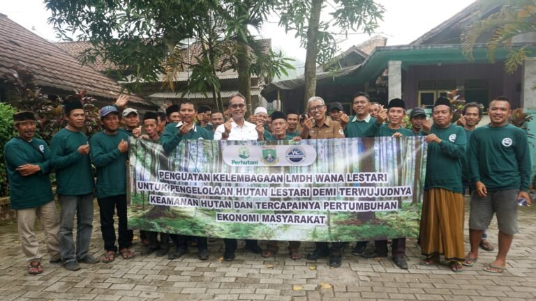 Penguatan Kelembagaan LMDH Wana Lestari: Langkah Pengelolaan Hutan dan Kesejahteraan Ekonomi