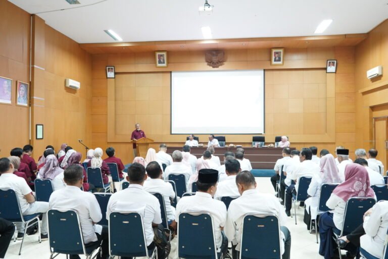 Wali Kota Helldy Targetkan Nilai BB untuk SAKIP Kota Cilegon