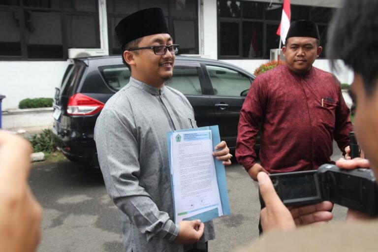 Ulama Datangi Kantor Bupati Tuntut Pabrik Miras Tutup di Serang Banten