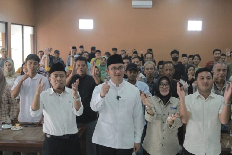 Contohkan Tari Kecak di Bali, Andika Hazrumy Ingin LoS Wisatawan di Anyer 2,5 Hari