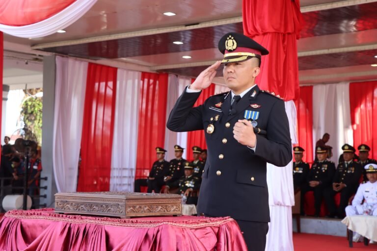 HUT ke-79 RI, Kapolres Aceh Timur Inspektur Upacara Penurunan Bendera Merah Putih