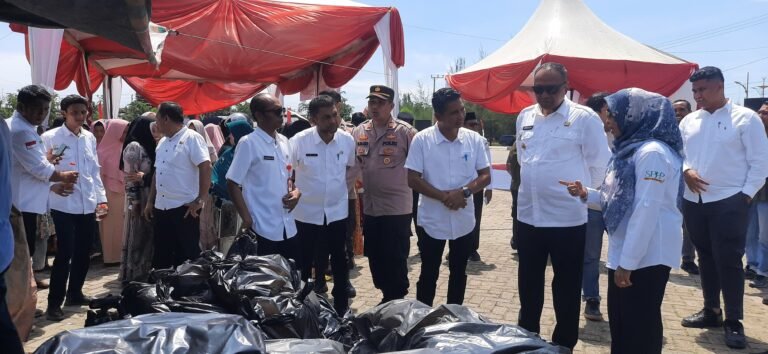 Pj Bupati Aceh Timur Launching Gerakan Pangan Murah