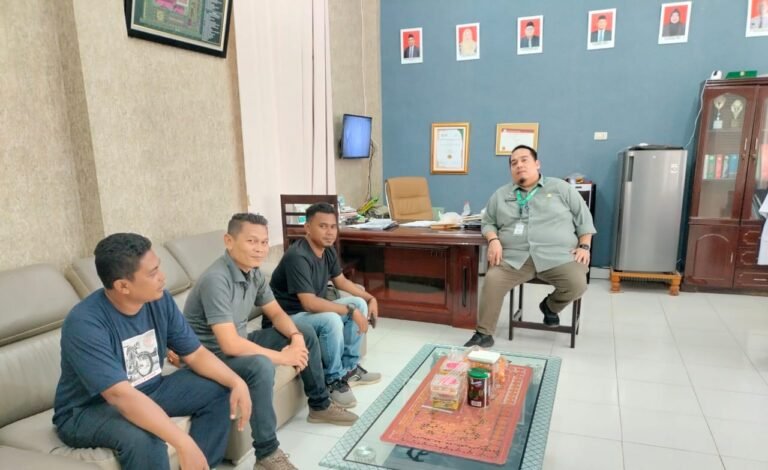 Dua Organisasi Media Aceh Timur Gelar Silaturahmi dengan Direktur RSUD Sultan Abdul Aziz Syah