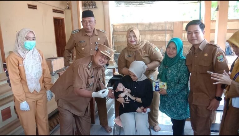 Monitoring Pekan Imunisasi Polio, Camat Ciwandan Gencar Keliling Posyandu