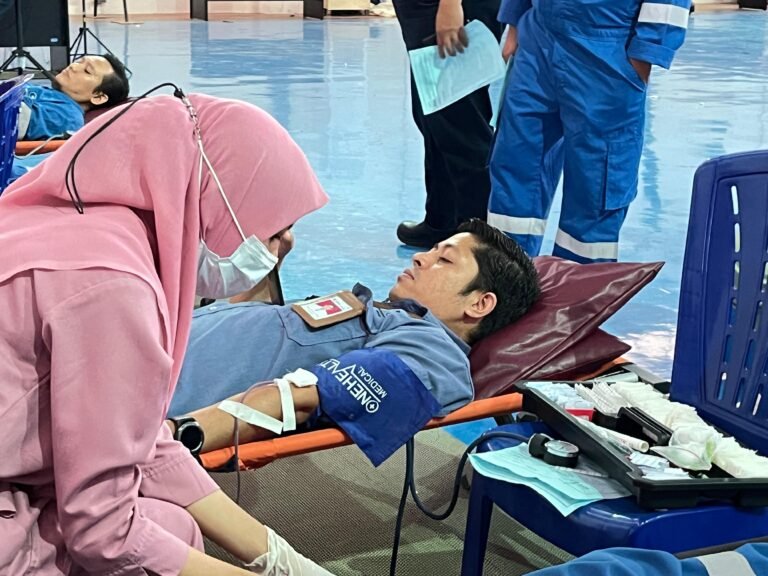 KOMITMEN JAGA STOK DARAH DI ACEH TIMUR, PEKERJA MEDCO E&P KEMBALI SUMBANG 84 KANTONG DARAH