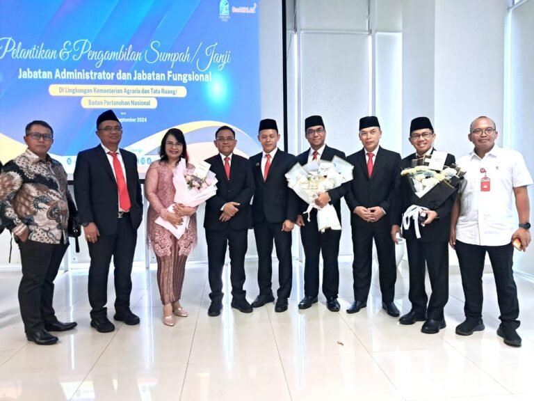 Hadiri Pelantikan Pejabat Administrator, Kakanwil BPN Banten Ucapkan Selamat