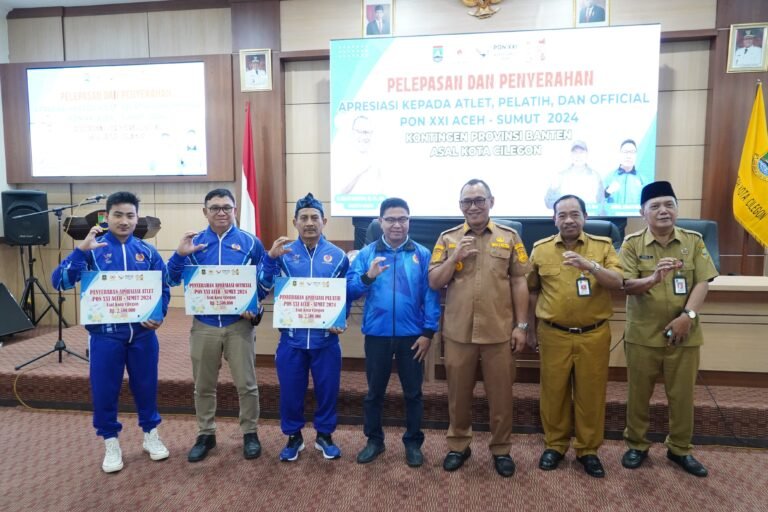 Lepas Kontingen PON XXI 2024, Helldy Minta Atlet Tampil Sportif dan Percayaan Diri