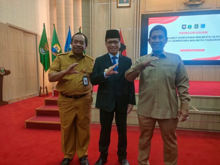 Nana Supiana Resmi Dikukuhkan Pjs Wali Kota Cilegon, Gantikan Helldy Agustian