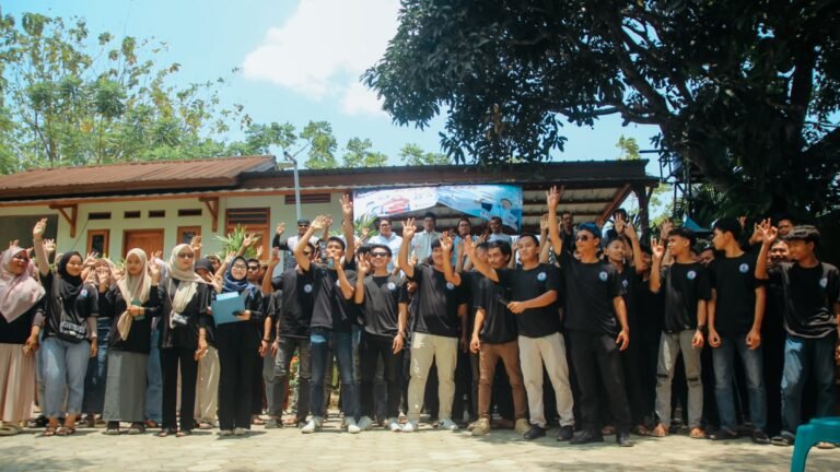 Sasar kalangan Gen-Z, KAMPIUN Gelar Deklarasi Dukungan untuk Pasangan Isro-Uyun