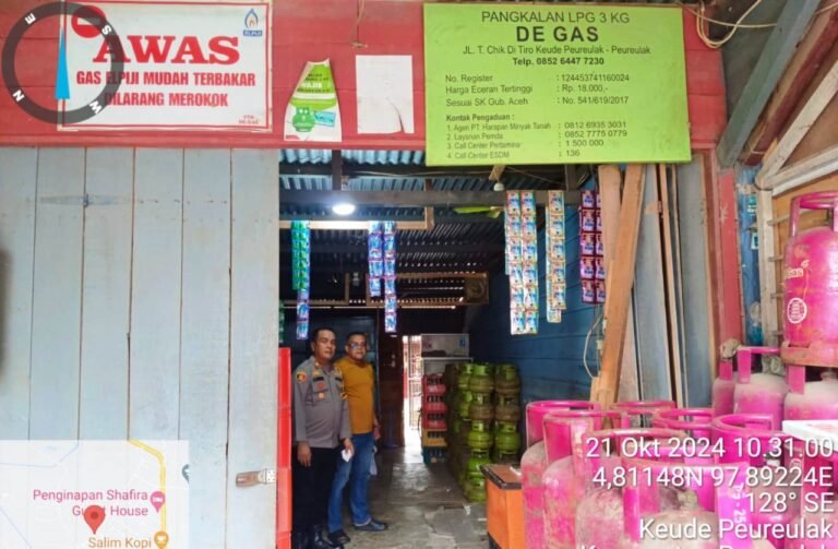 LPG 3 Kilogram Langka di Wilayahnya, Kapolsek Peureulak Bersama Danramil Cek Pangkalan