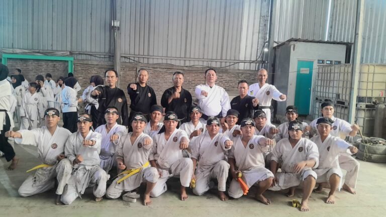 Cetak Atlit Profesional, BKC Cabang Cilegon Gelar Ujian Kenaikan Tingkat