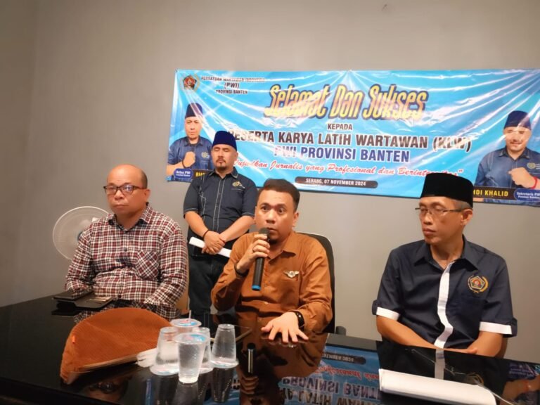 Gelaran Karya Latih Wartawan PWI Banten Diikuti 32 Peserta 