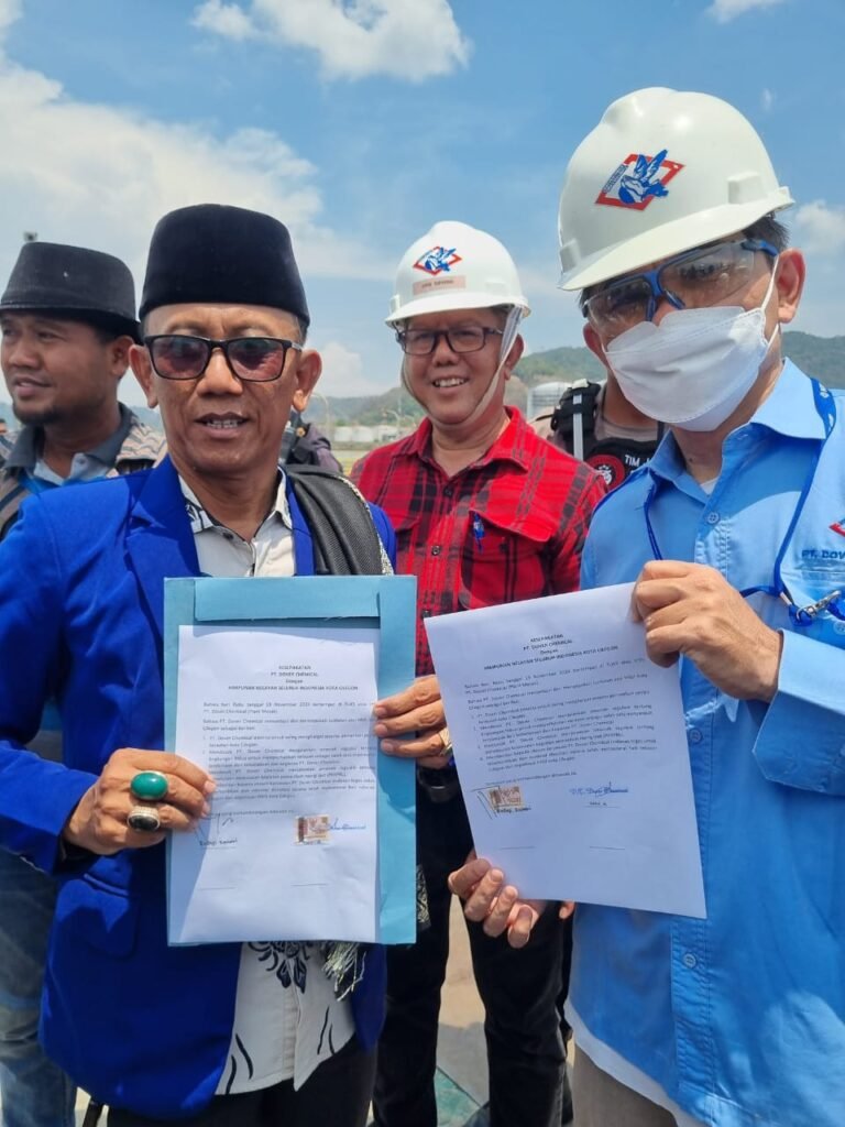 Aksi Demokerasi PT Dover Chemical untuk Memperbaiki Sistem Pengelolaan Limbah Industri HNSI 