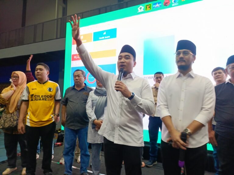 Robinsar-Fajar Klaim Kemenangan Pilkada Cilegon 2024 Berdasarkan Quick Count