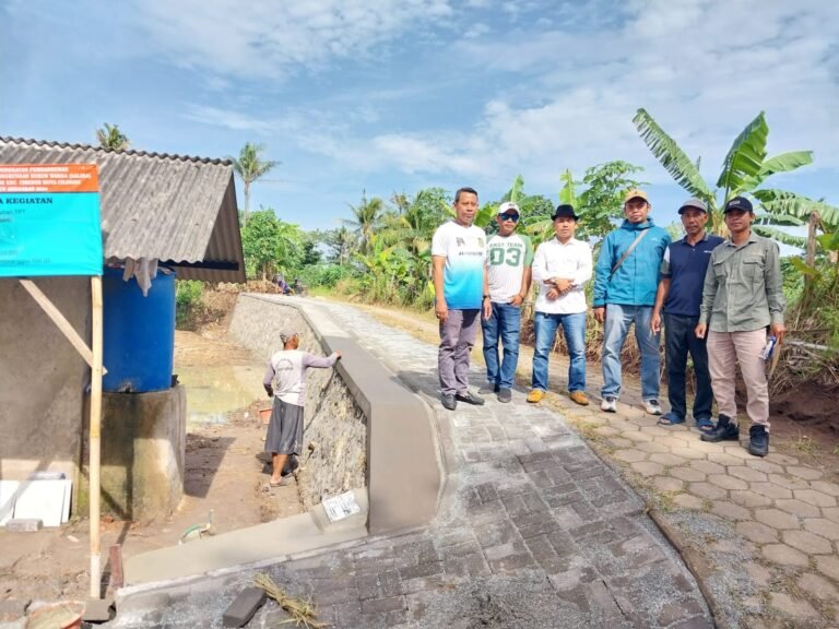 Pembangunan Sarana dan Prasarana Lingkungan Kelurahan Karang Asem Berjalan Sukses