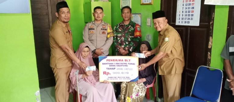 38 Warga Kuta Blang Terima BLT Dana Desa 2025, Pemerintah Pastikan Tepat Sasaran