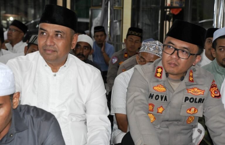 Kebersamaan di Bulan Suci, Kapolres Aceh Timur Safari Ramadhan ke Masjid Manzilul Minan, Idi Cut