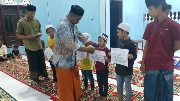 Jelang Hari Raya Idul Fitri, Gampong Seuneubok Teungoh Bagi Kan Santun Anak yatim Piatu 10 Orang