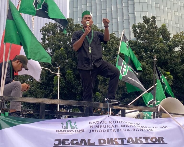 Aksi “Jegal Diktator”: HMI Gelar Demonstrasi, Peringatkan Pemerintah Soal Demokrasi
