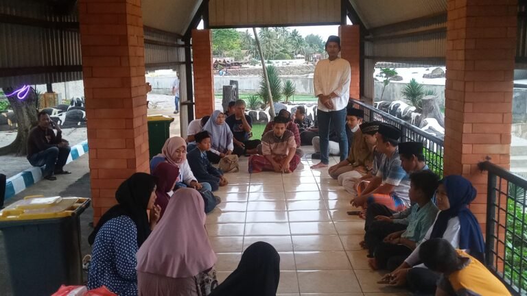 Acara Bukber DPW MOI Banten: Santunan Yatim Piatu dan Berbagi Takjil di Anyer Wonderland