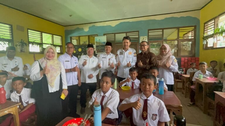Sinergi antara ketiga Hotel Aston di Banten dengan Pemerintah dalam mendukung Program MBG Dilaksanakan Serentak Untuk Kesejahteraan Masyarakat