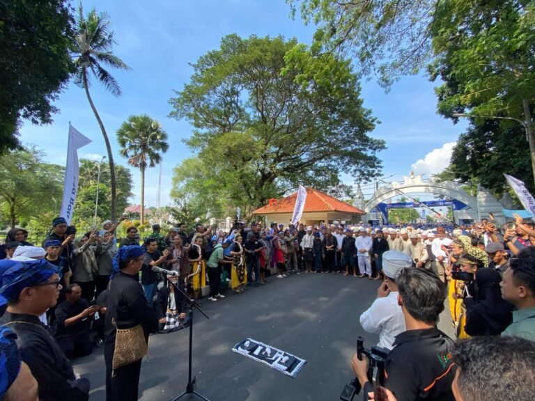 Sebagai Wujud Pelestarian Budaya Lokal, Aston Dukung Seba Baduy 2025