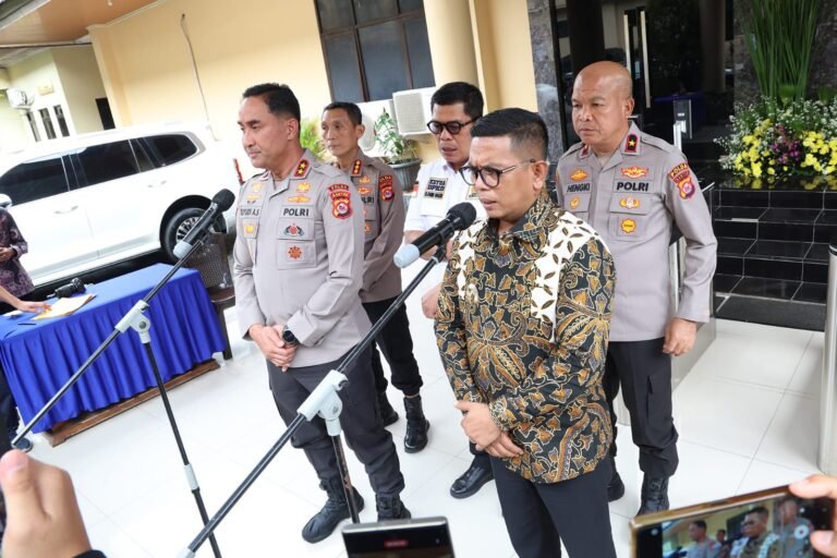 Polda Banten Bersama Gubernur Banten Gelar Deklarasi Tolak Aksi Premanisme