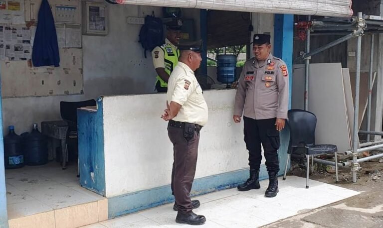 Cegah Aksi Premanisme dan Kejahatan Jalanan, Anggota Polsek Julok Gencar Patroli Wilayah