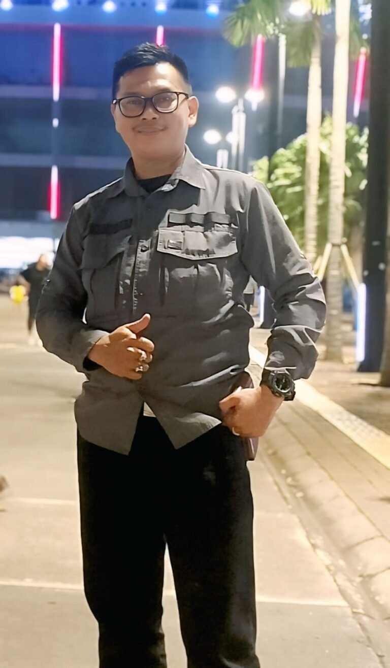 Tak Terjebak Gengsi, Hadi Pilih SMP Negeri 2 Pemali: “Yang Penting Anak Belajar dengan Bahagia”