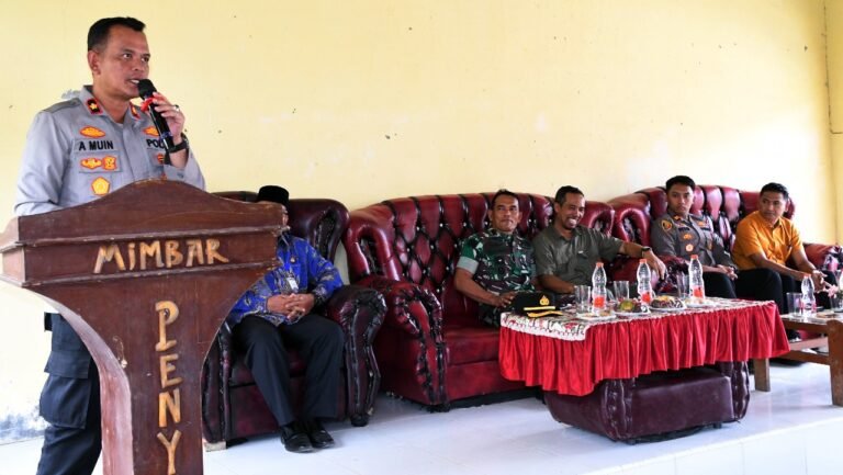 Perkuat Asta Cita Presiden, Wakapolres Aceh Timur menyerahkan Alsintan bantuan Kementrian Pertanian RI kepada Brigade Pangan