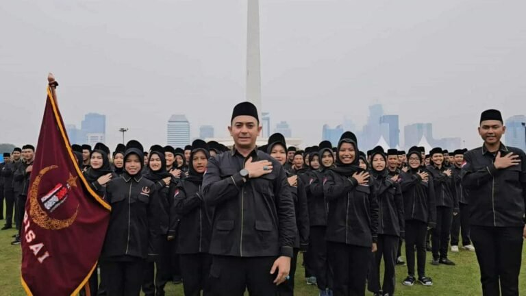 Presiden Prabowo Apresiasi Batalyon Perisai Syarikat Islam di Momen HUT Bhayangkara ke-79