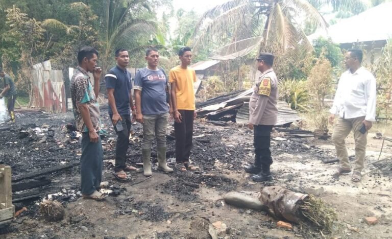 Ditinggal Merantau ke Malaysia, Satu Unit Rumah Ludes Terbakar di Idi Timur