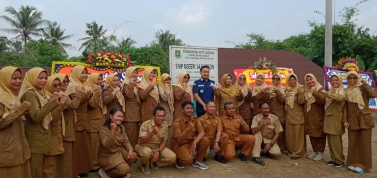 Wali Kota Robinsar Resmikan Gedung Baru SMPN 14 Cilegon, Dorong Lahirkan Generasi Emas