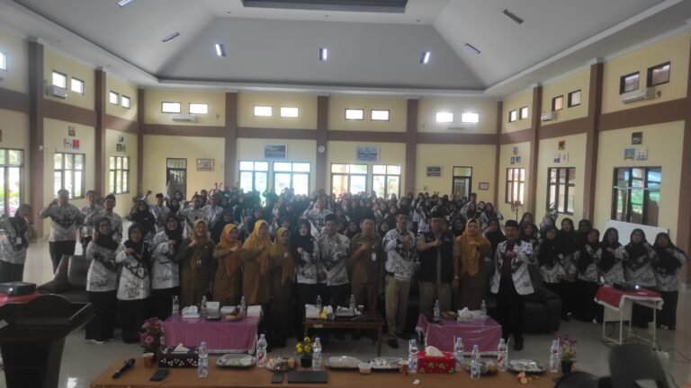 PGRI Kecamatan Cilegon Dorong Peningkatan Kompetensi Guru di Era Digital