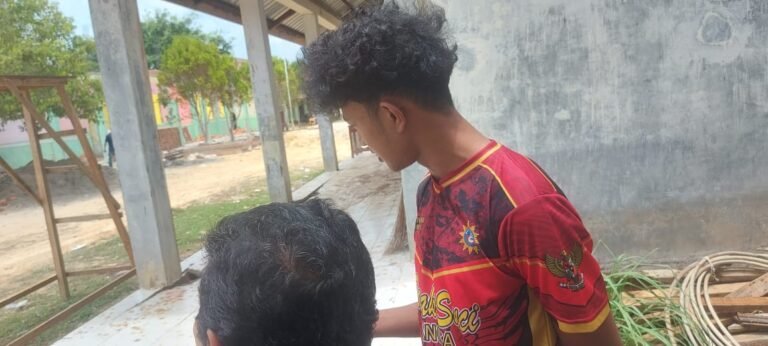 Diduga Oknum Kepsek SMP Negeri 2 Gampong Busa Gunakan Jasa Preman Ancam Tebas Wartawan.