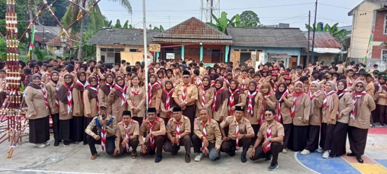 Hari Pramuka, SMPN 13 Cilegon Tanamkan Nilai Tri Satya dan Dasa Dharma pada Siswa