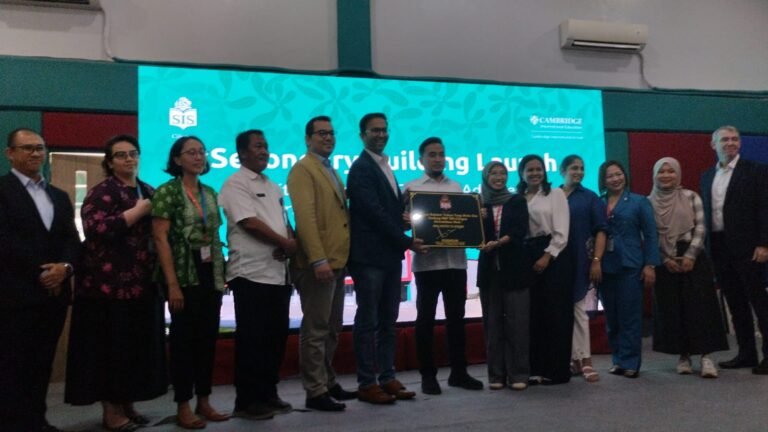 Resmikan SMP, SIS Cilegon Tawarkan Pembelajaran Coding dan Robotik Sejak Dini