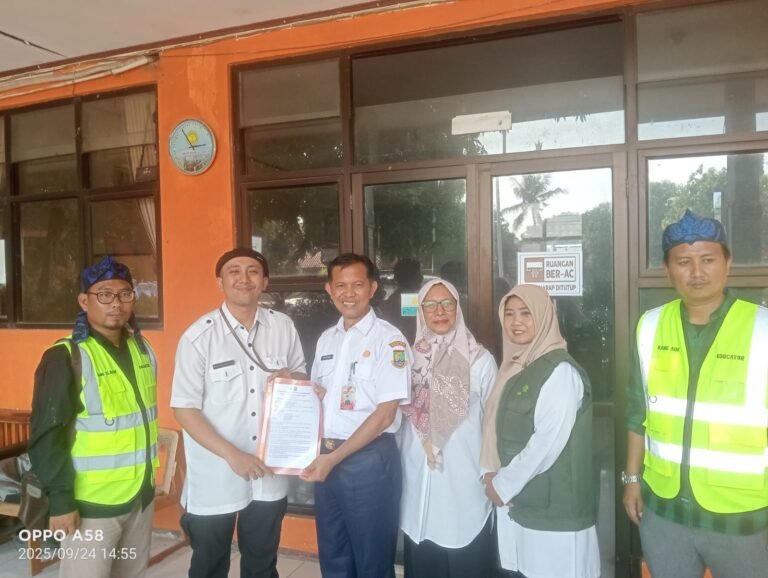 DLh Kota Cilegon Bank Sampah Kaya Berkah Dukung SMPN 4 Cilegon Ciptakan Sekolah Bersih dan Nyaman