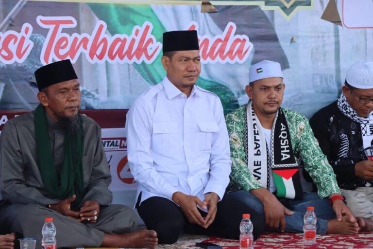 Wakil Bupati Aceh Timur Hadiri Gema Shalawat Akbar untuk Solidaritas Palestina