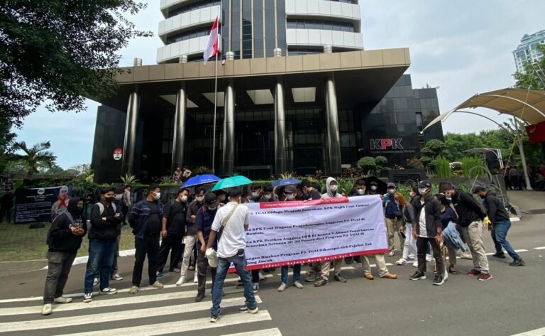 Demo di KPK, Mahasiswa Banten Desak Ahmad Fauzi Diperiksa Terkait Dugaan Korupsi P3-TGAI