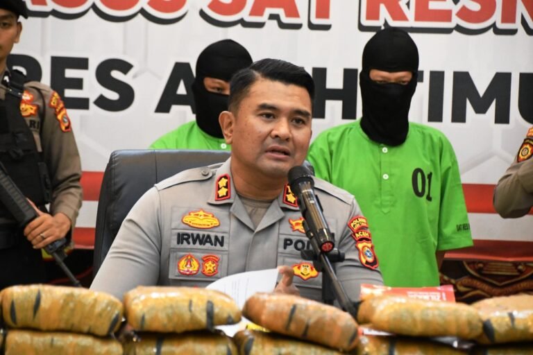 Polres Aceh Timur Gagalkan Penyeludupan 67 Kg Ganja, 2 Pelaku Diamankan