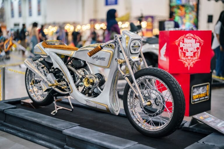 Honda Stylo 160 Antar Modifikator Indonesia ke Ajang Modifikasi Dunia Mooneyes, Jepang