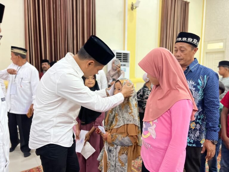 Wabup Aceh Timur : Marilah Kita Jadikan Maulid Nabi sebagai Ajang meneladani Akhlak dan Kasih Sayang Nabi.
