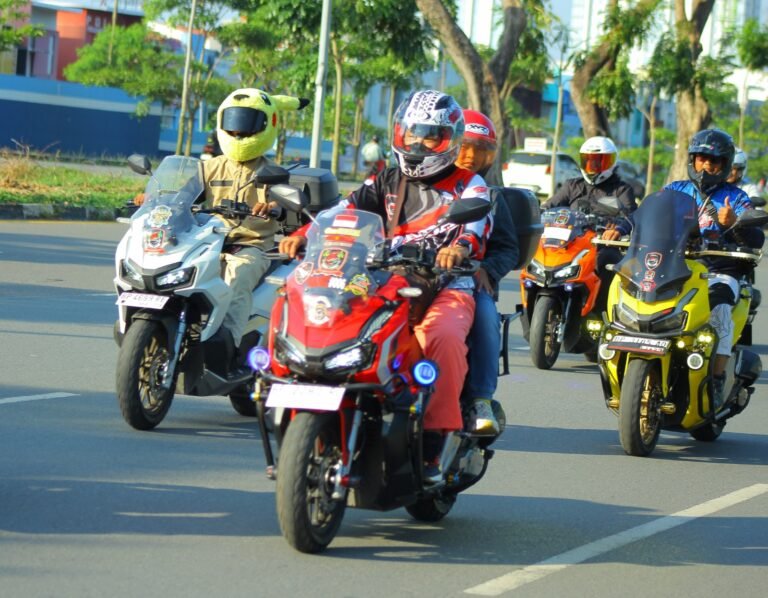 Honda ADV Exploride, Semangat Kebersamaan Bikers Batam Menjelajah Kota