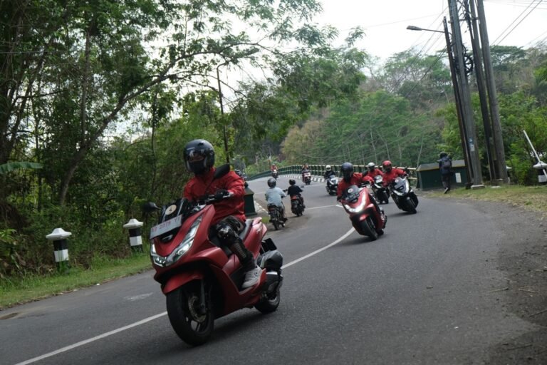 Bikers Honda Kepri Gas ke Garut, Meriahkan Puncak Honda Bikers Day 2025   