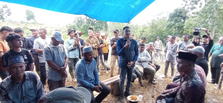 T. Zainal Abidin Wabup Pertama Datang Ke Dusun Ingin Jaya.